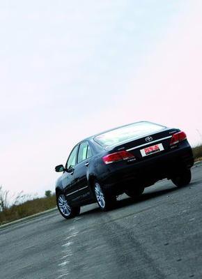 比很好更好——試駕廣州豐田新凱美瑞，體驗(yàn)廣州汽車租賃便捷出行